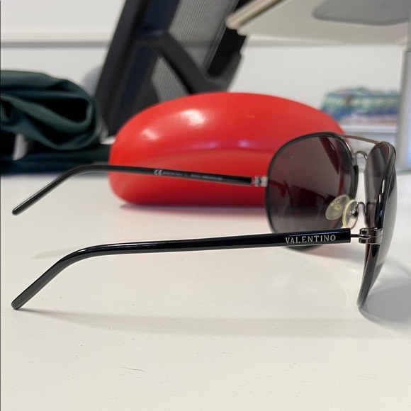 Valentino Black Sunglasses with Red Case - Picture 3 of 5
